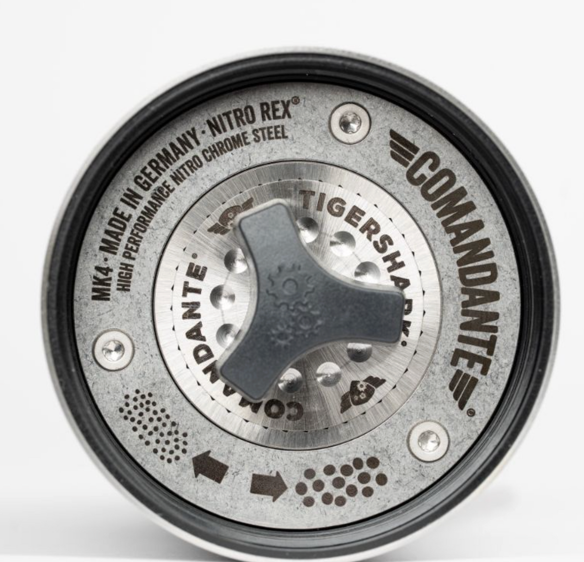 Comandante C40 Hand Grinder MK4 – Walnut